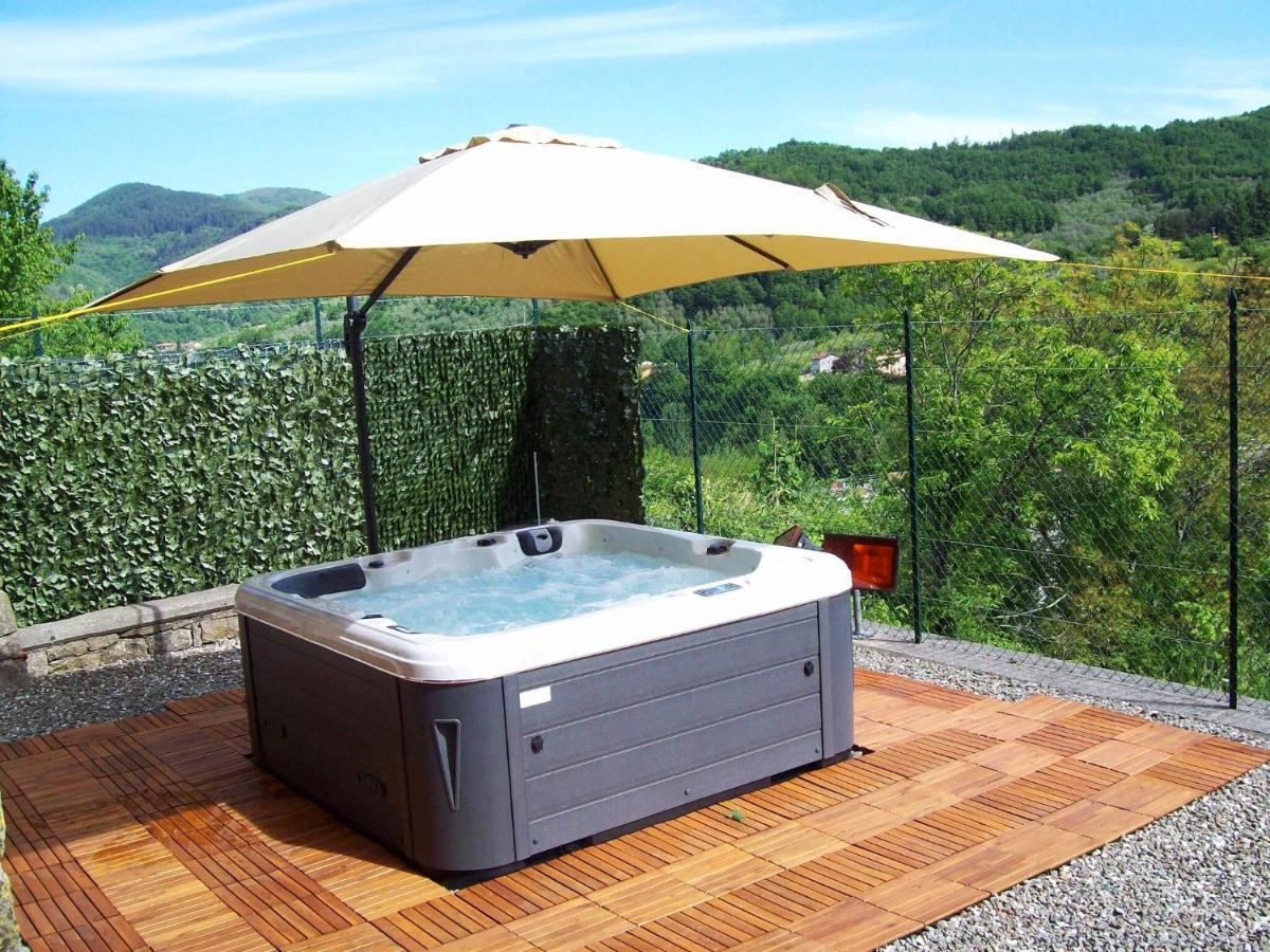 Ancient Farmhouse With Private Heated Hot Tub And Pool Villa Casola in Lunigiana Buitenkant foto